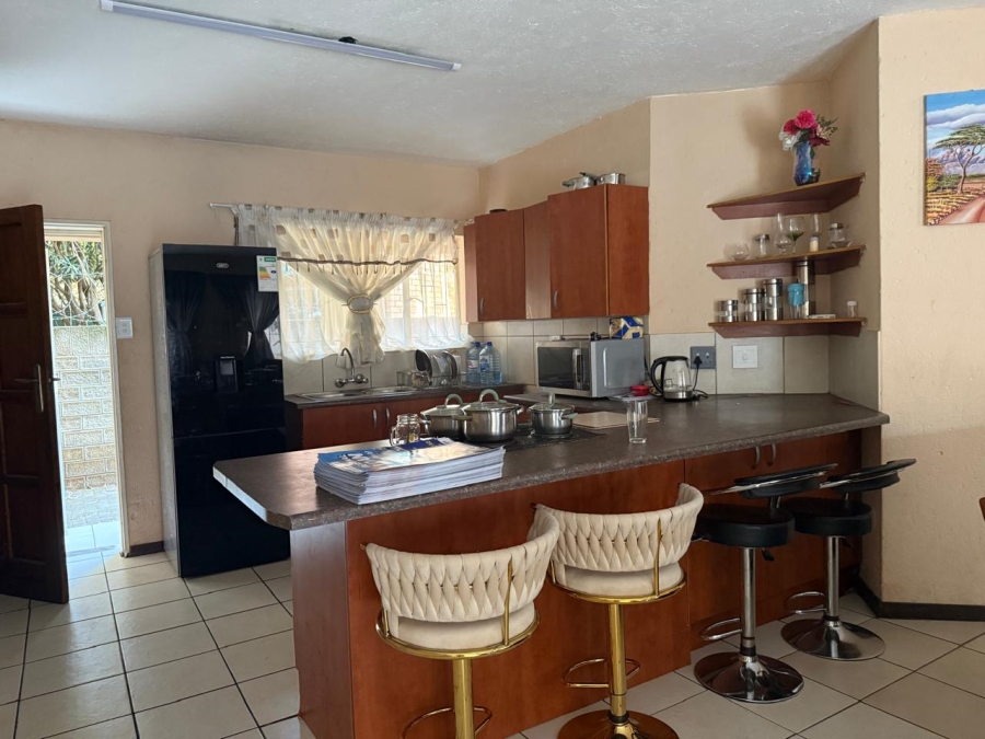 2 Bedroom Property for Sale in Rustenburg Central North West